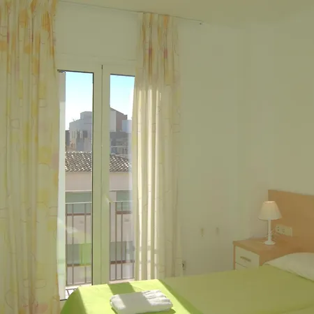 Апартаменти Apto Liss 50 Metros De La Playa Льорет-де-Мар